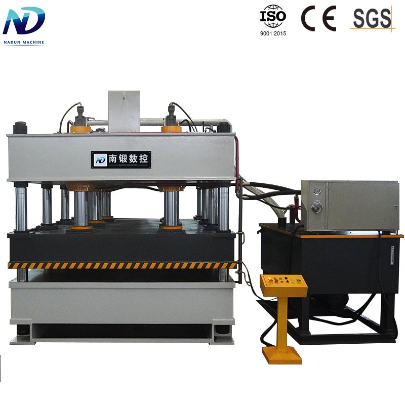 What are the key differences between manual and automated operation of a 500-ton press?